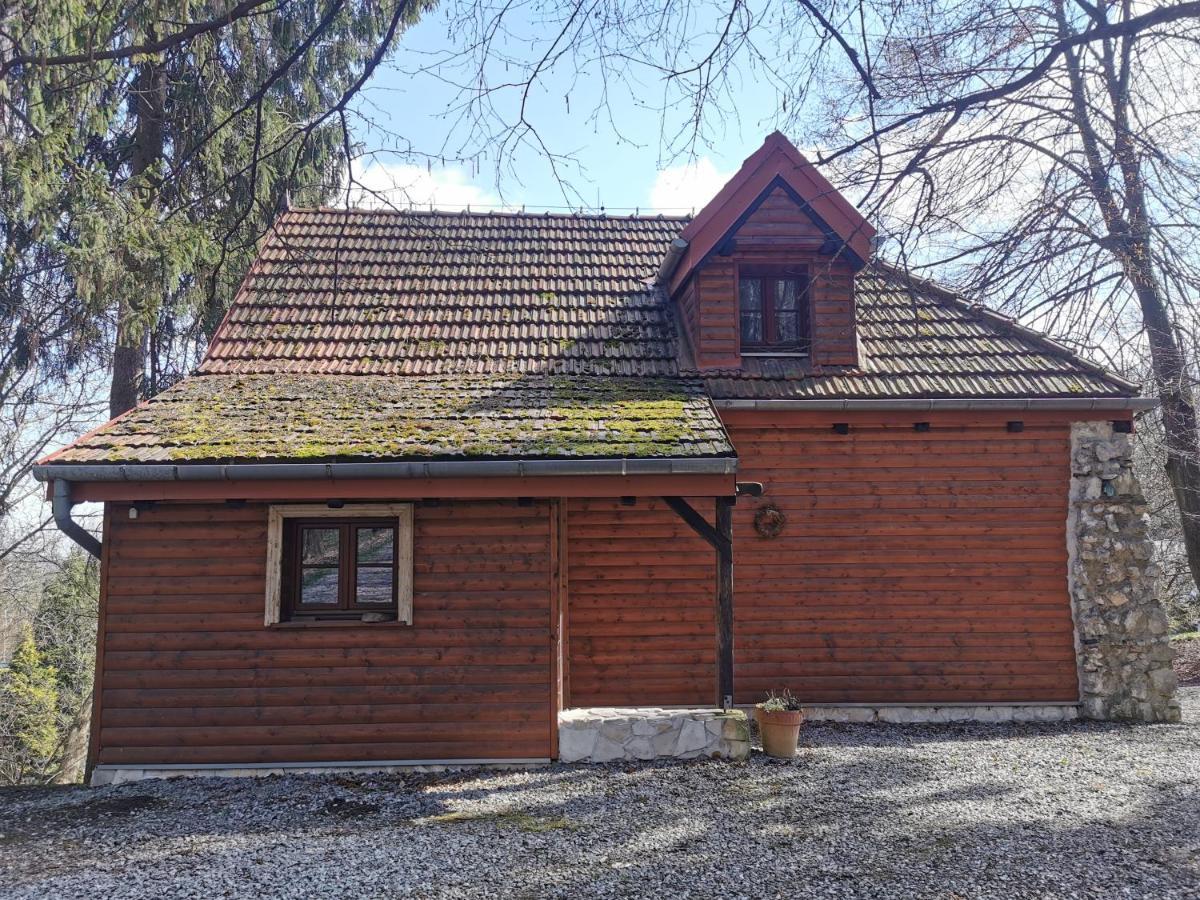 Ekosamotnia Hotel Krakow Exterior photo